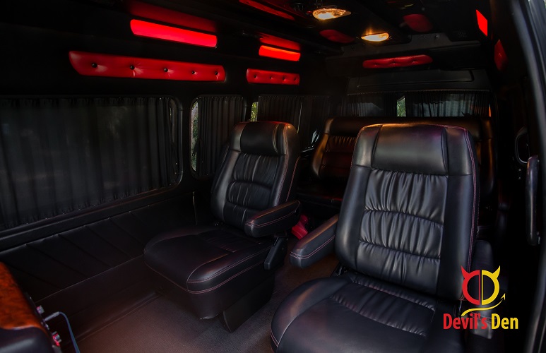 VIP Bus 2 VIP Bus enter - Full Service transportation service